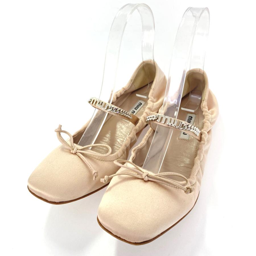 miu ミュウミュウ チェーンロゴ バレエシューズ フラット miu ミュウミュウ チェーンロゴ バレエシューズ フラット