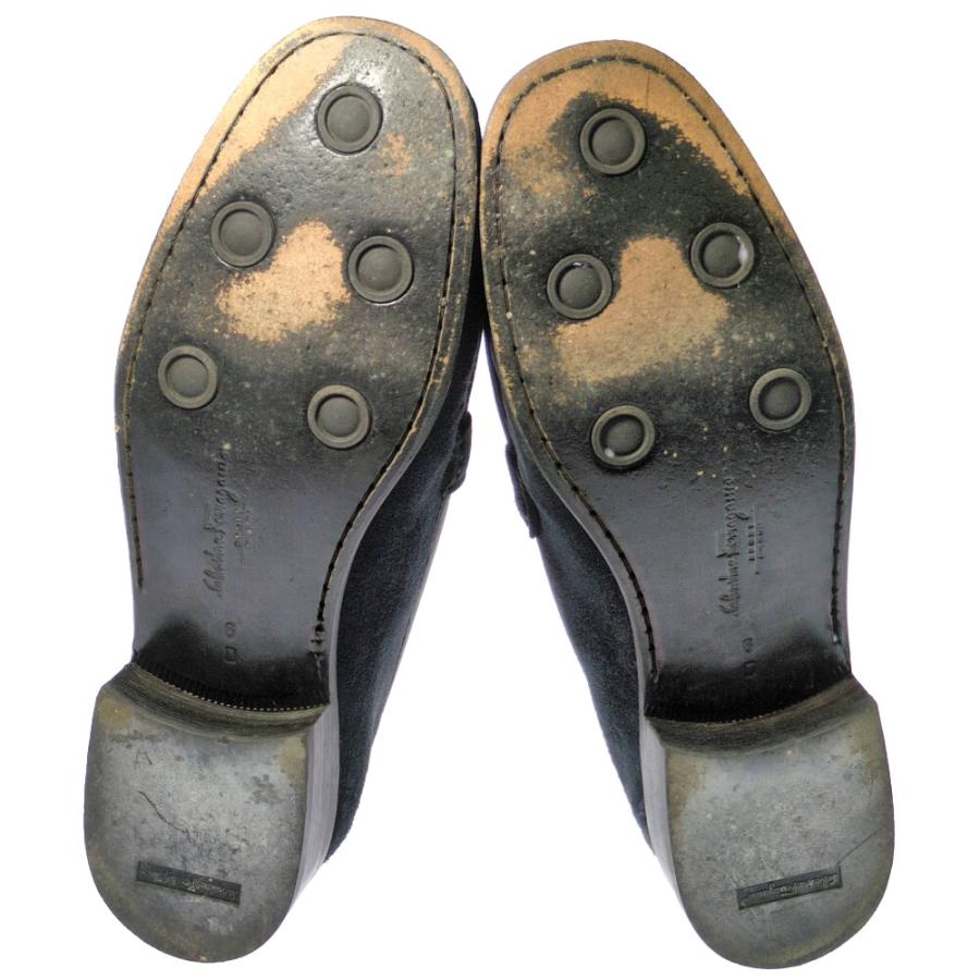 (限定値下げ) Salvatore Ferragamo サルヴァトーレフェラガモ スウェードレザー ガンチーニ金具 ローファー靴/ST/07267/1D/US6/b251018/594235 |  | 06