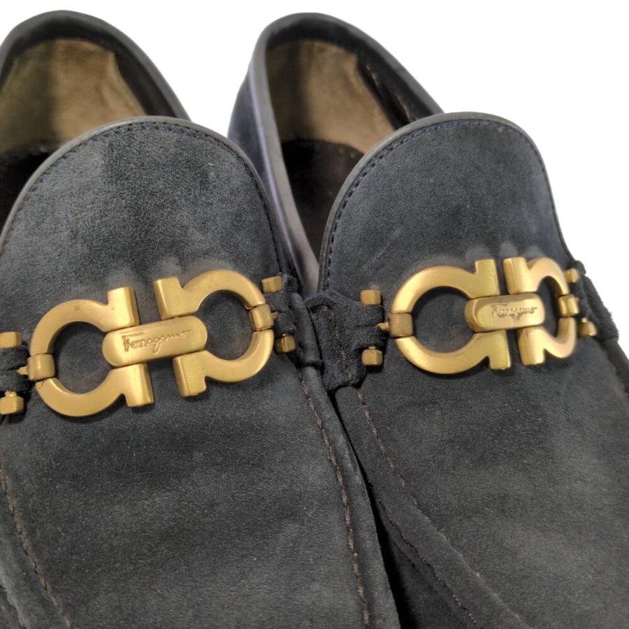 (限定値下げ) Salvatore Ferragamo サルヴァトーレフェラガモ スウェードレザー ガンチーニ金具 ローファー靴/ST/07267/1D/US6/b251018/594235 |  | 09