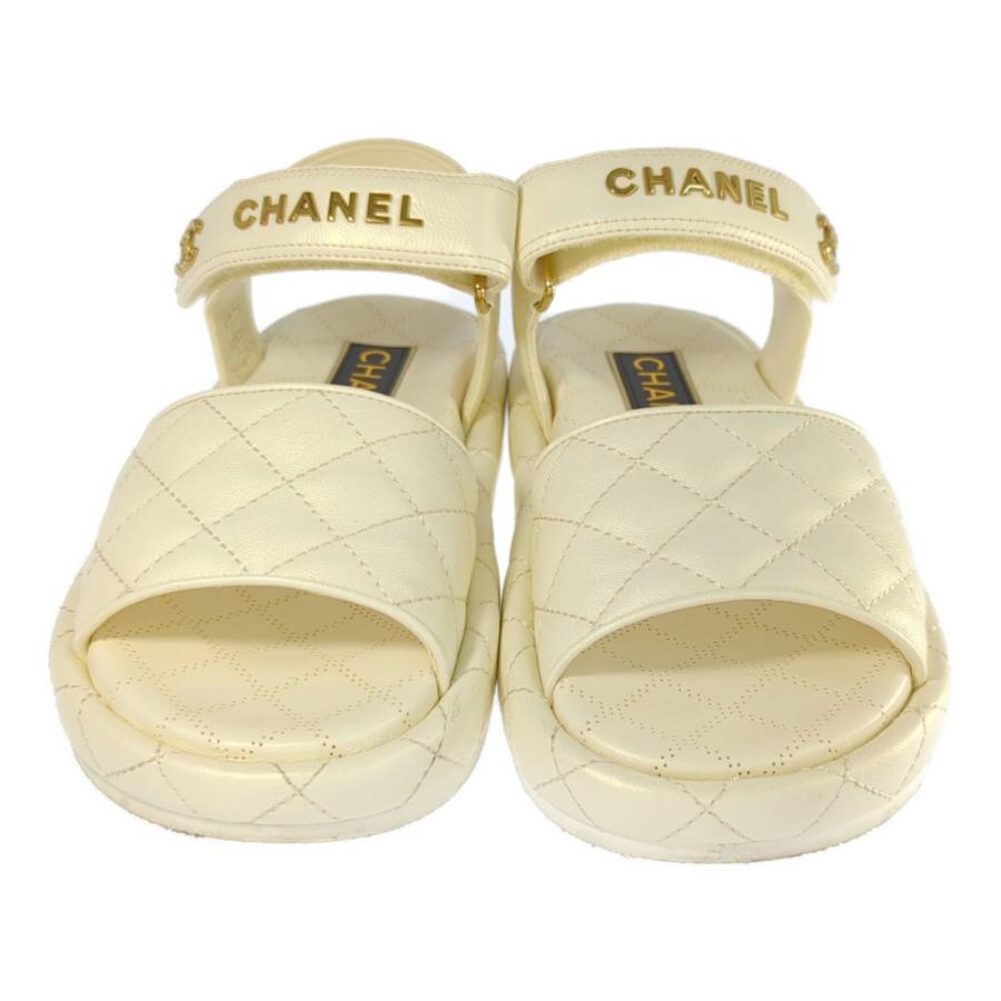CHANEL（シャネル） マトラッセ・ココマーク・ラムスキン ベルクロ