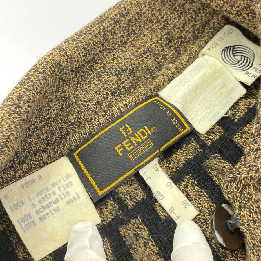 FENDI フェンディ FFロゴ・ズッカ襟付きニット・セーター FENDI フェンディ FFロゴ・ズッカ襟付きニット・セーター