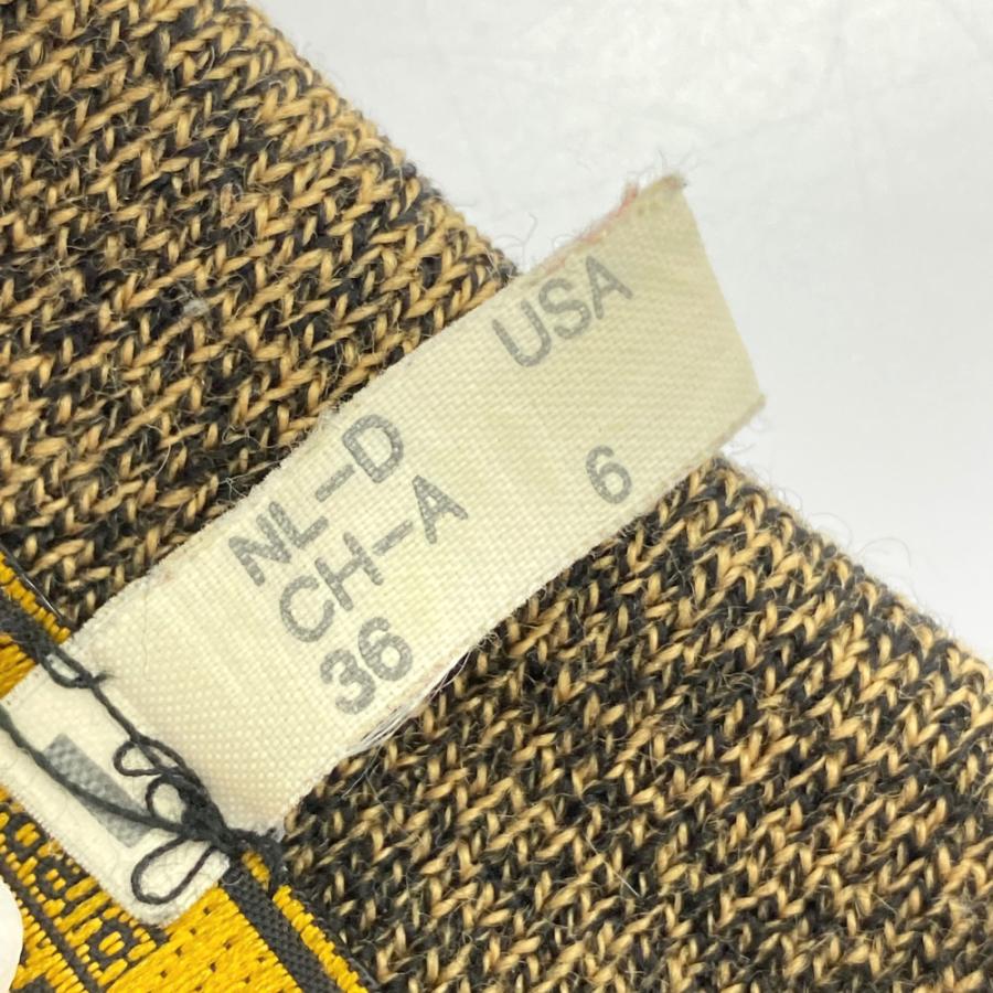 FENDI フェンディ FFロゴ・ズッカ襟付きニット・セーター FENDI フェンディ FFロゴ・ズッカ襟付きニット・セーター