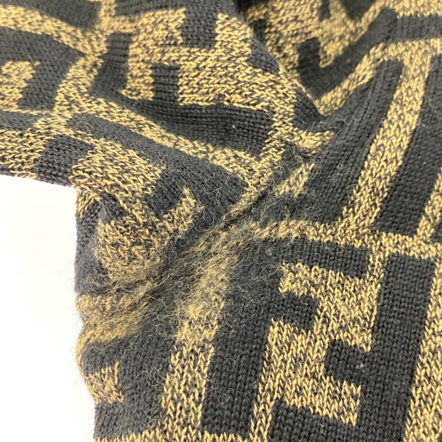FENDI フェンディ FFロゴ・ズッカ襟付きニット・セーター FENDI フェンディ FFロゴ・ズッカ襟付きニット・セーター