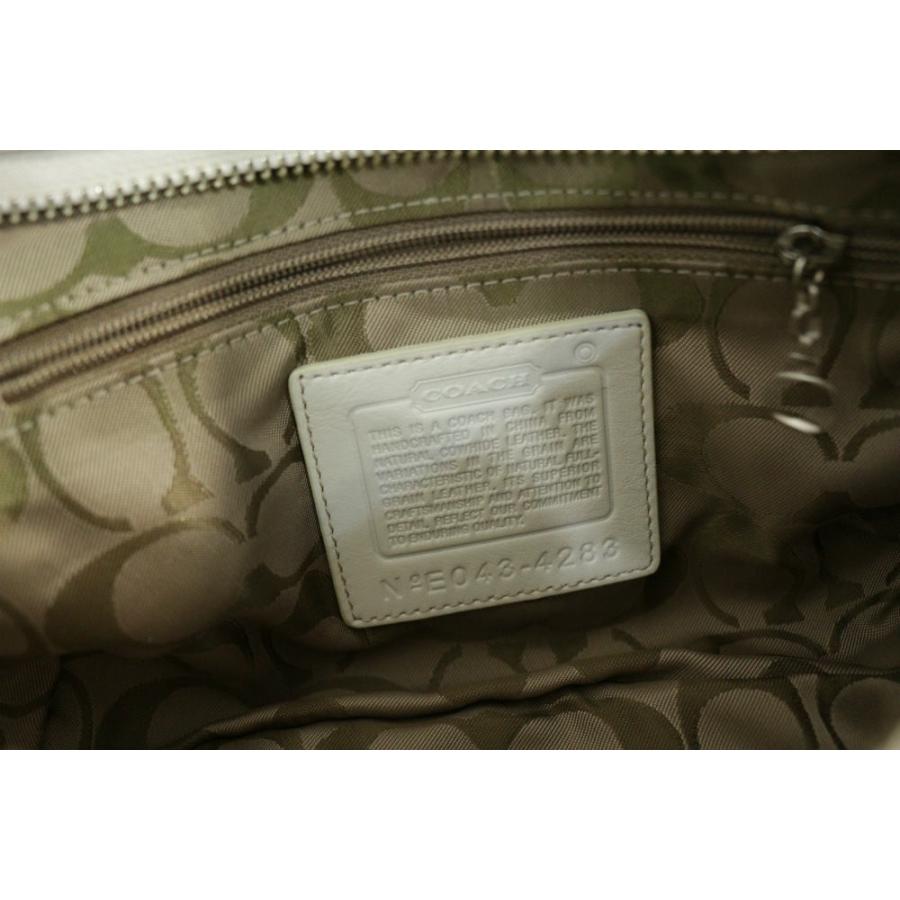 COACH（コーチ） アクセサリーポーチ/4283/ホワイト/COACH 翌日配送可