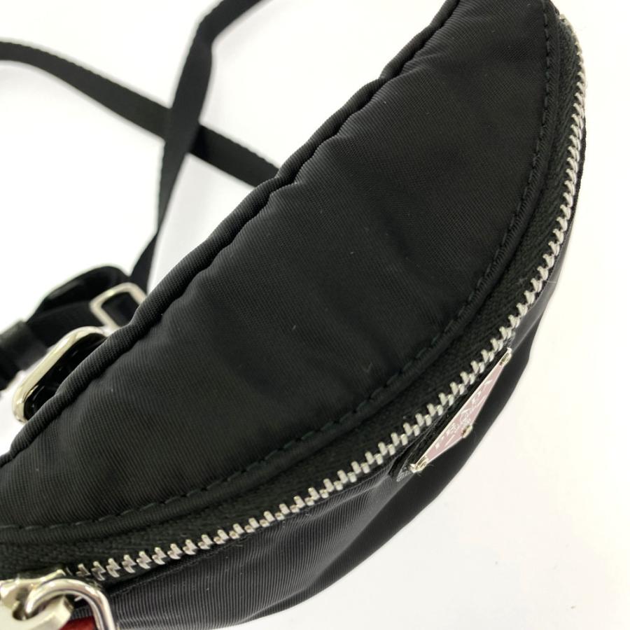 PRADA プラダ ストラップ付きナイロンポーチ/2TT116/ブラック PRADA プラダ ストラップ付きナイロンポーチ/2TT116/ブラック