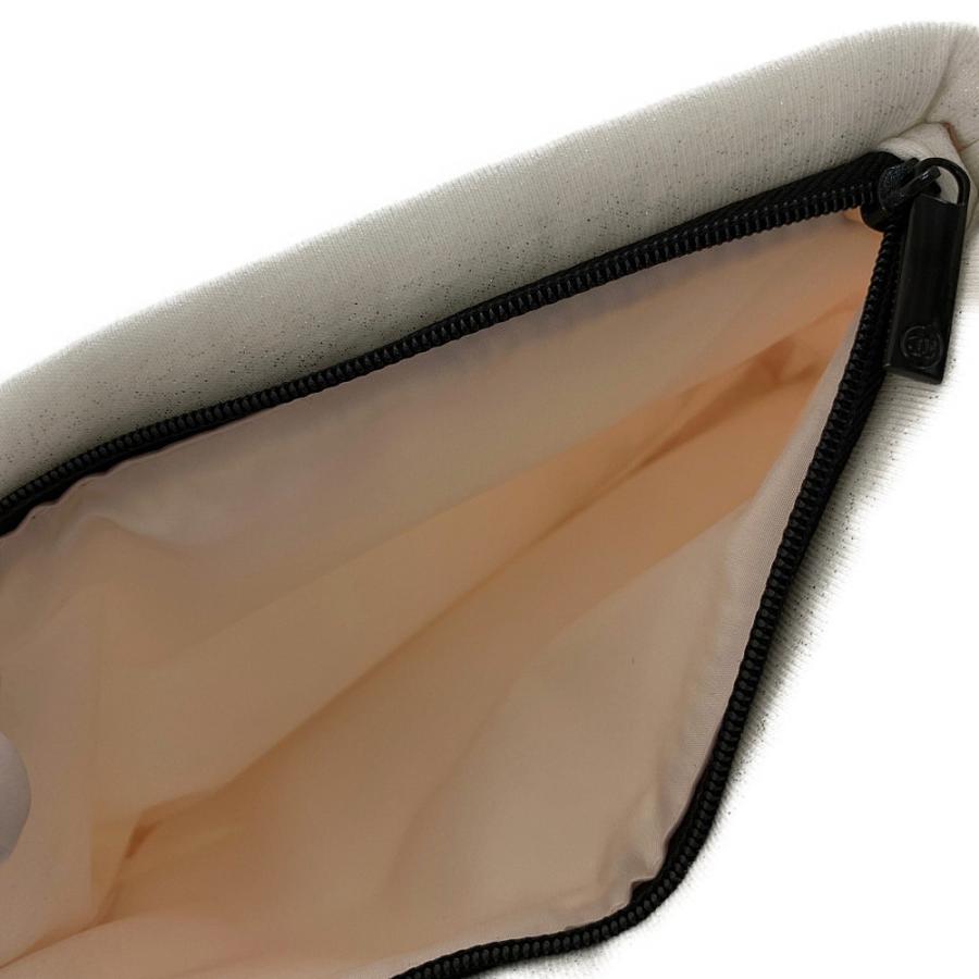 CHANEL シャネル ルブランキット・ノベルティロゴコスメポーチ