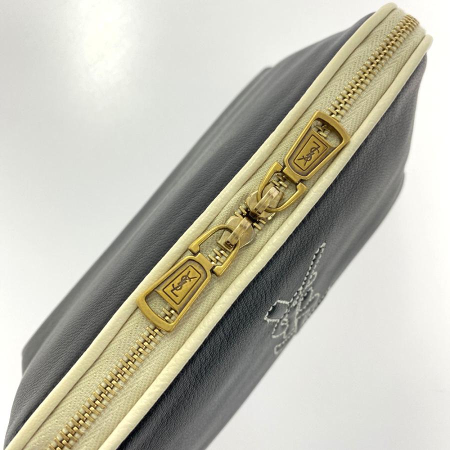 YSL イヴ・サンローラン 化粧ポーチ 黒 レザー イヴ・サンローラン ゴールドロゴ コスメポーチ YSL ／ ブラック