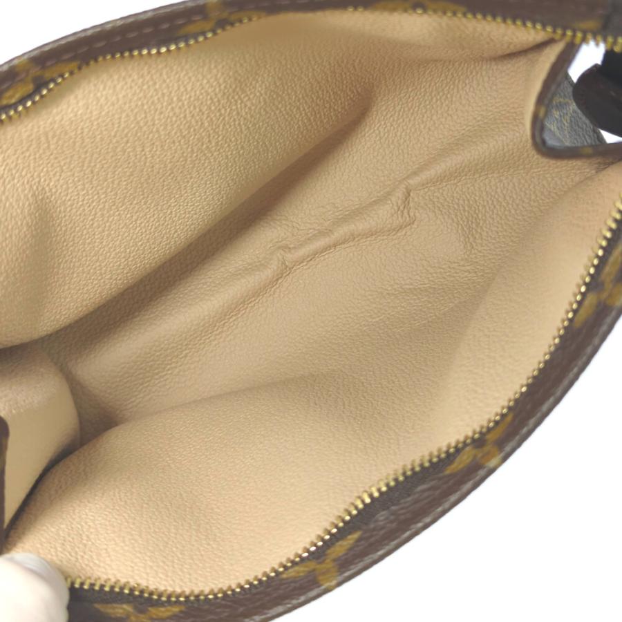 LOUIS VUITTON ルイヴィトン モノグラム・ポッシュトワレット19