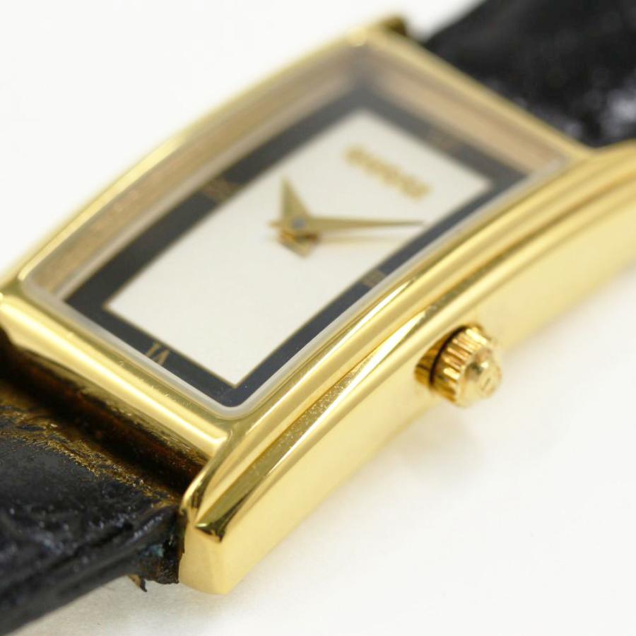 GUCCI スクエア レザーベルト 時計 GUCCI スクエア レザーベルト 時計