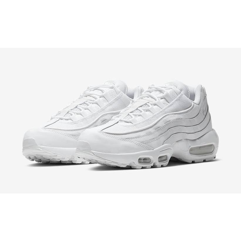 NIKE（ナイキ） NIKE AIR MAX 95 ESSENTIAL エア マックス 95