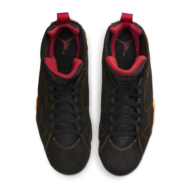 NIKE（ナイキ） NIKE AIR JORDAN 7 RETRO エアジョーダン 7 レトロ