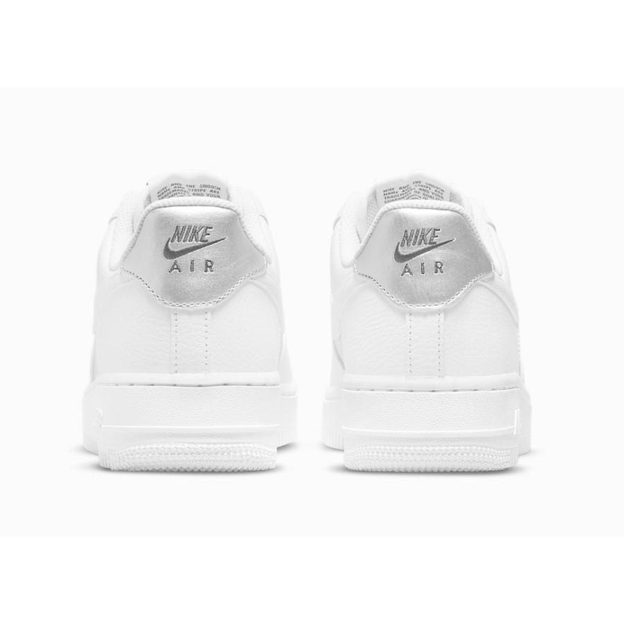 NIKE スニーカー　DD8959 104 NIKE WMNS AIR FORCE 1 '07 WHITE/WHITE-BLACK-METALLIC SILVER