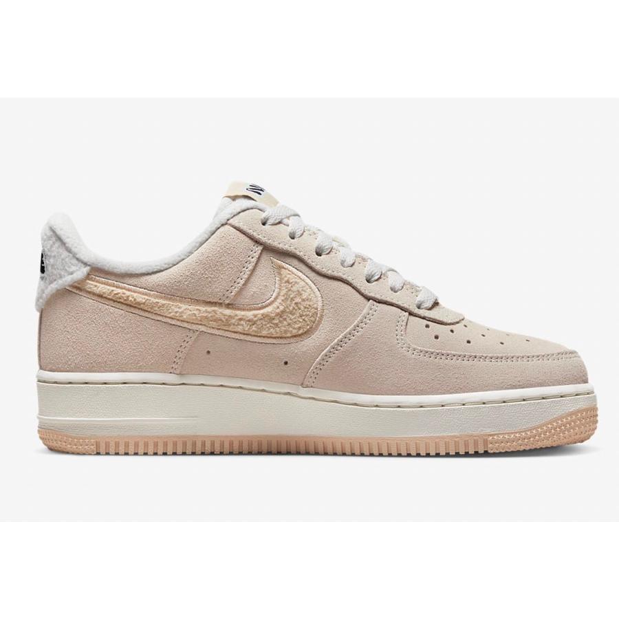 NIKE（ナイキ） NIKE AIR FORCE 1 '07 SE エアフォース 1 '07 SE