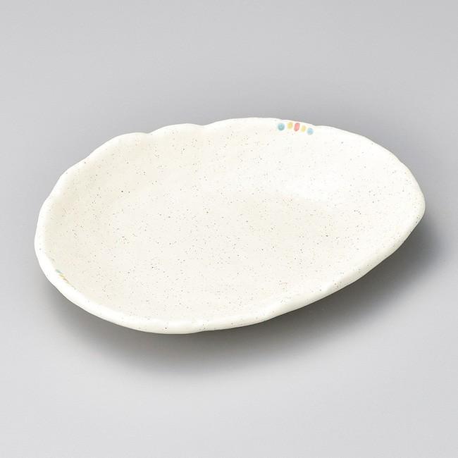 和食器 点遊び 変形皿 20.3×16.5×3.5cm 楕円皿 オーバル 焼き物