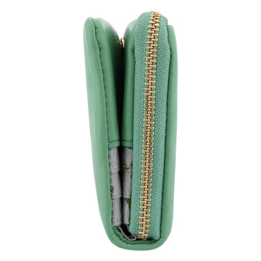 ESSENCE OF POISON（エッセンス オヴ ポイズン） エッセンスオブ