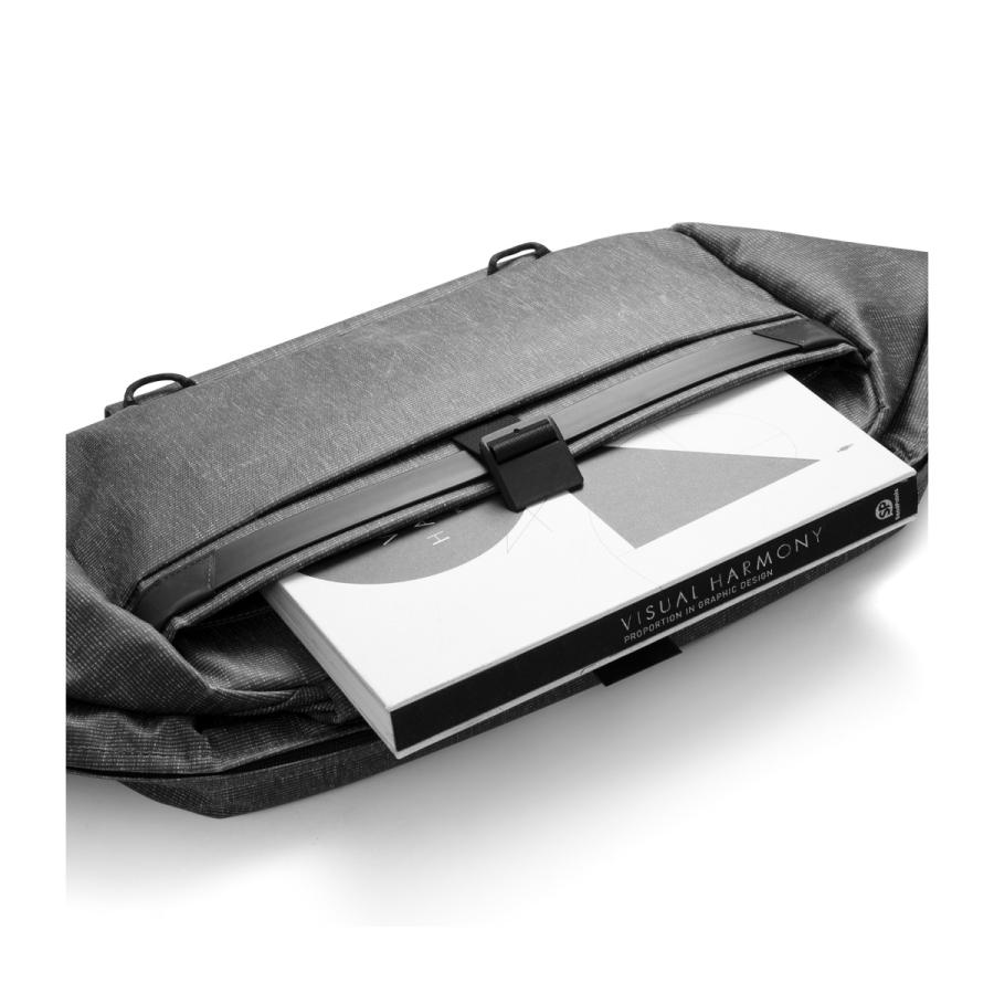 NIID CACHE 2WAYバッグ 15inchグレー (携帯ケース付) NIID CACHE 2WAYバッグ 15inchグレー (携帯ケース付)