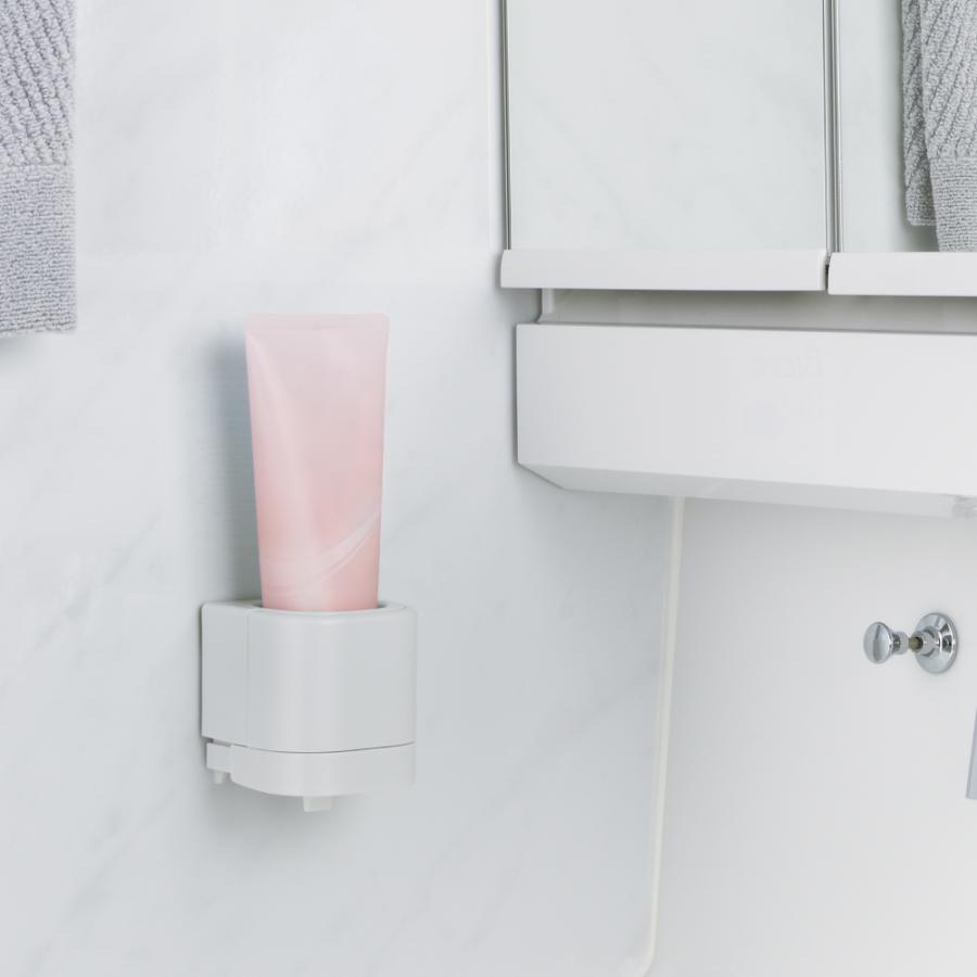ホバー シールフック洗顔料ディスペンサー ディスペンサー 小 ミニ 下から出る 洗顔 浮かせる おしゃれ プラスチック 日本製 国産 リッチェル Richell 公式 | リッチェル | 04