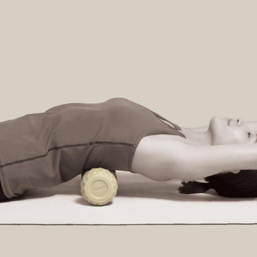 キカケア バックローラー ストレッチ 背中 マッサージ おしゃれ リッチェル 公式 | リッチェル | 03