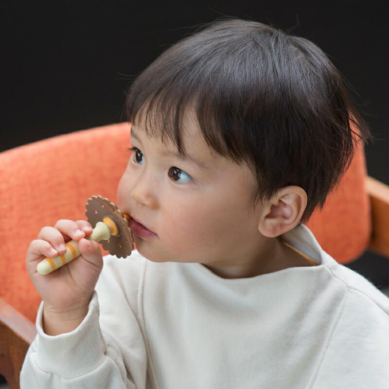 ベビー歯ブラシ トライ はじめてのベビーハブラシ リッチェル 乳歯 歯みがき 練習 トレーニング 赤ちゃん | リッチェル | 03