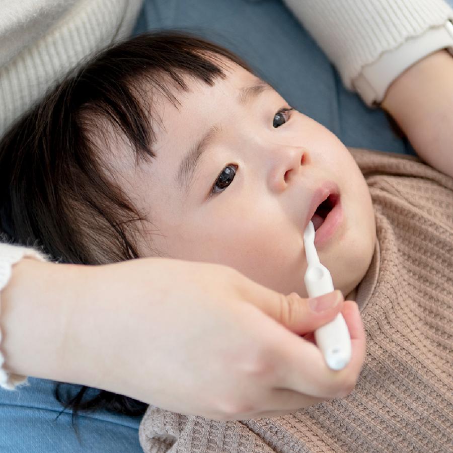 トライ つよもち仕上げブラシ 赤ちゃん ベビー 子供 はじめて のど突き防止 シリコン やわらか 練習 歯固め 習慣 安全 リッチェル公式ショップ Richell | リッチェル | 02