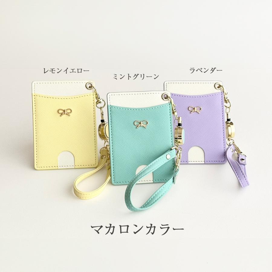 パスケース 定期入れ レディース リール付き 伸びる ストラップ 社員証