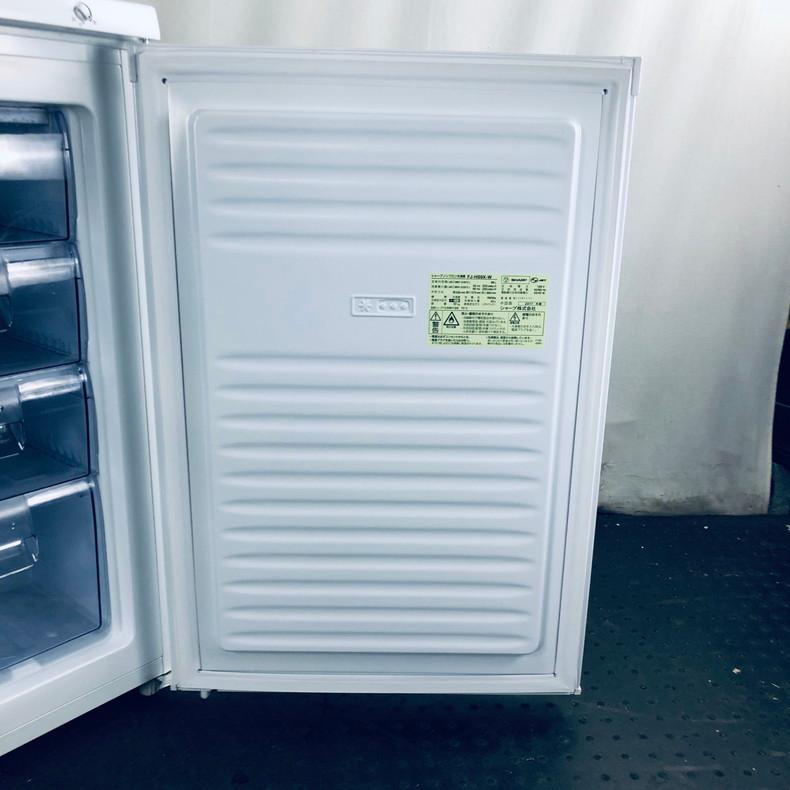 シャープ 86L 冷凍庫 直冷式 ホワイト FJ-HS9X 【2017年製】