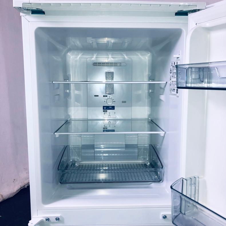 SHARP ガラスドア冷蔵庫SJ-GD15H 2022年製　152L Amazon.co.jp: シャープ SHARP ガラスドア 冷蔵庫 (幅49.5cm) 152L SJ