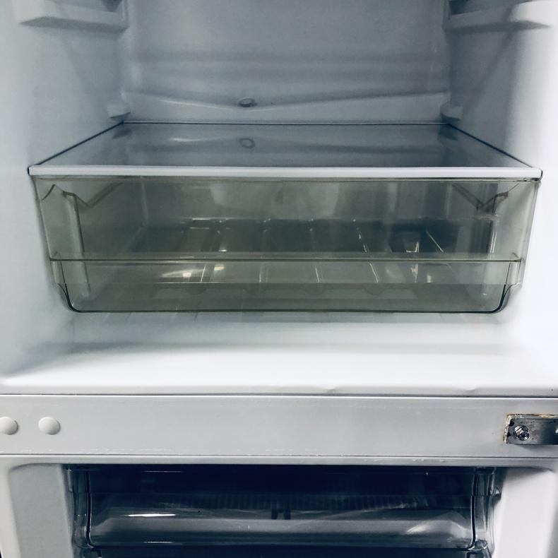 冷蔵庫 中古 ハイセンス Hisense HR-D1701B 2022年製 2ドア 175L ブラック ファン式 右開き 一人暮らし 大きめの画像