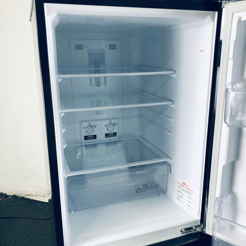 美品！三菱◇冷蔵庫 146L◇2020年製◇ドア右開きMR-P15E-B1◇人気の