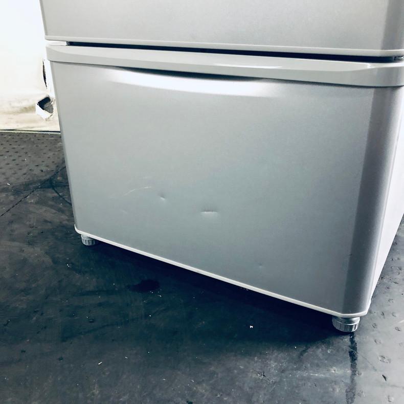 3ﾄﾞｱ冷蔵庫 SHARP SJ-W352E-S 2019年製 350L