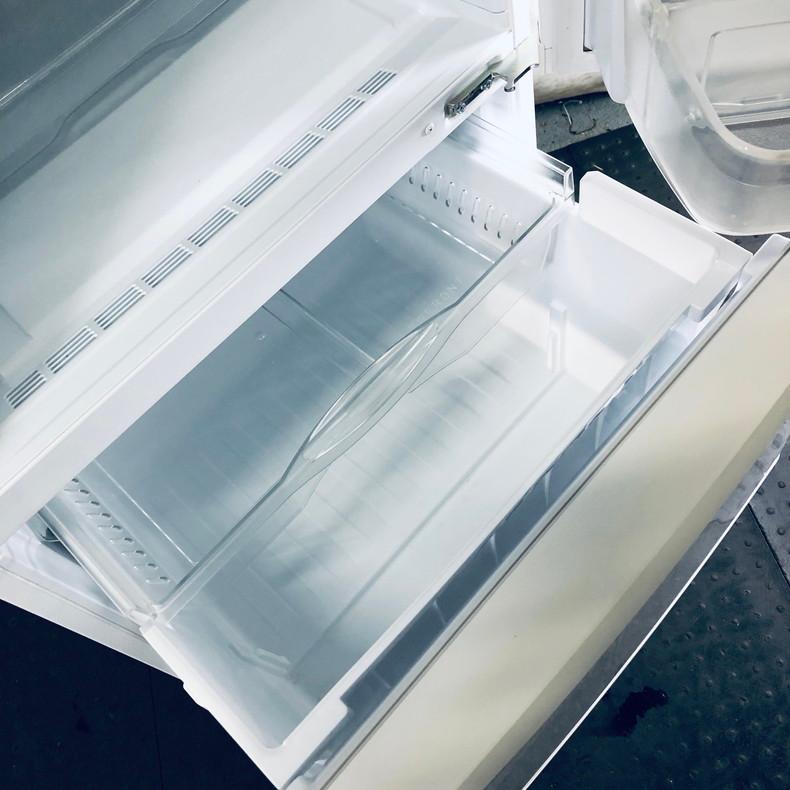 Panasonic 冷蔵庫 中古 パナソニック NR-C340C-W 2019年製 3ドア Panasonic 冷蔵庫 中古 パナソニック NR-C340C-W 2019年製 3ドア
