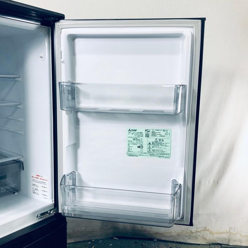 三菱 冷凍冷蔵庫 MR-P15EF-KK 2020年製 ブラック 冷蔵庫 中古 三菱 MITSUBISHI MR-P15EF-KK 2020年製 2ドア 146L