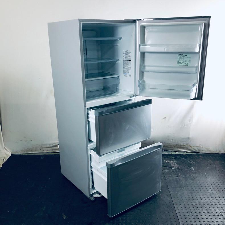 TOSHIBA 冷蔵庫 中古 東芝 GR-K33S(S) 2017年製 3ドア 330L TOSHIBA 冷蔵庫 中古 東芝 GR-K33S(S) 2017年製 3ドア 330L