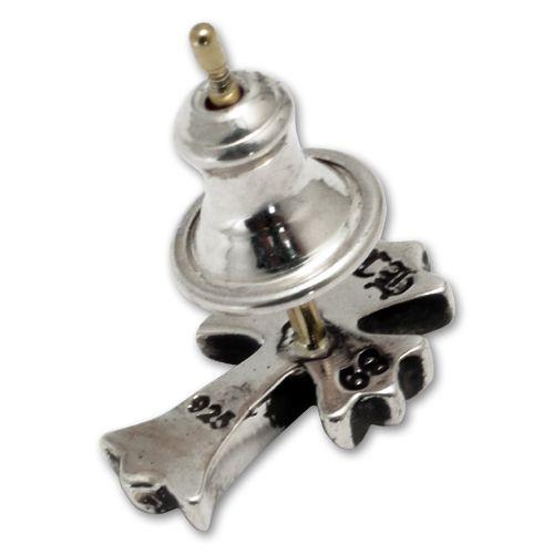 CHROME HEARTS（クロムハーツ） ピアス・イヤリング CHクロス スタッド