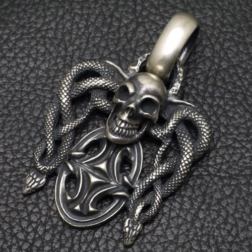 Gaboratory（ガボラトリー） ペンダント スカルオンスネークバックルw