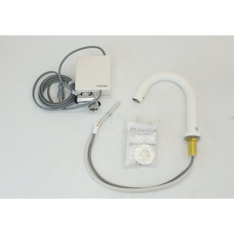 倉庫保管品 KVK 自動水栓 E1700LM4MI マットホワイト 沖縄・離島 配送