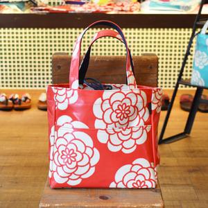 ほにや イロハニホニヤ 赤 ピクニックバッグ ハンドバッグ お弁当 コーティング 撥水 お買い物 ランチバッグ 和柄