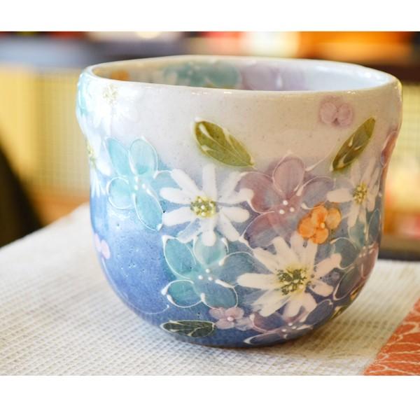 工房ゆずりは 福々碗 瓢型 青彩花化粧 瀬戸焼 花柄 優しい感性 女性