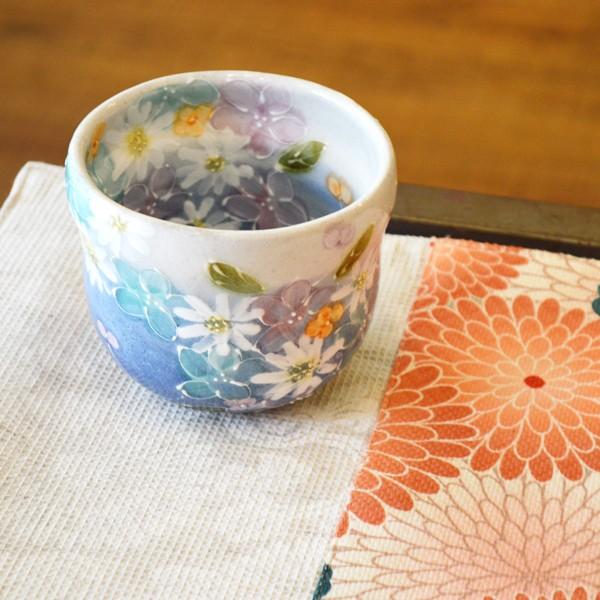 工房ゆずりは 福々碗 瓢型 青彩花化粧 瀬戸焼 花柄 優しい感性 女性