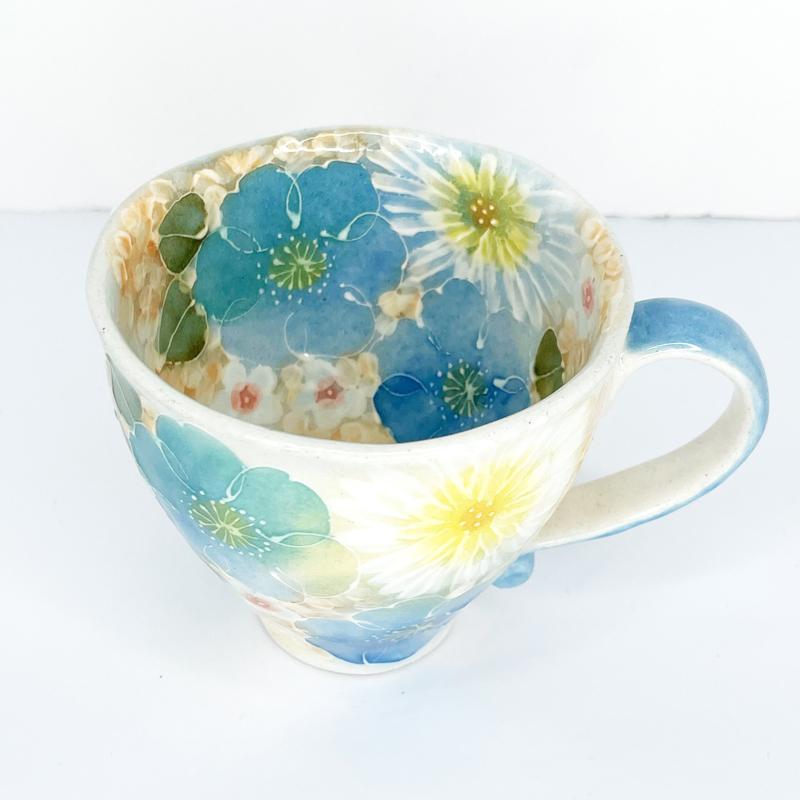 工房ゆずりは マグカップ 釉彩青花 瀬戸焼 花柄 優しい感性 女性だけの