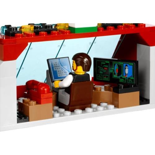 【新品 送料込み】 レゴ (leg0) シティ スペースセンター 3368 【1835722334】(10790円)