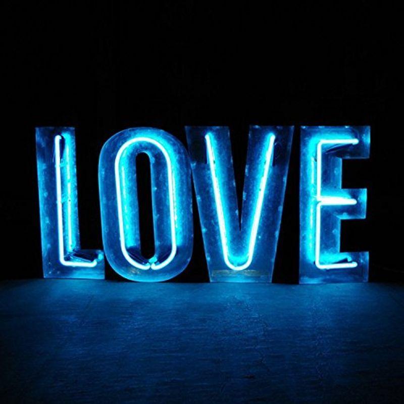 アメリカンサイン ウィズ ネオン 屋外照明 「LOVE」ブルーネオン インパクトフォント 店舗装飾 インテリア 「LOVE」ブルーネオン 照明