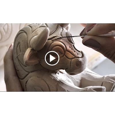 置物 ウシ うし 牛 陶器 送料無料 1028B |  | 09