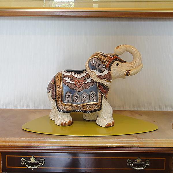 白インドゾウ 457 陶器 置物 動物 ゾウ 象 ぞう elephant アジア インド アフリカ インテリア オブジェ 高級 豪華 おしゃれ かわいい 雑貨 贈り物 プレゼント |  | 08