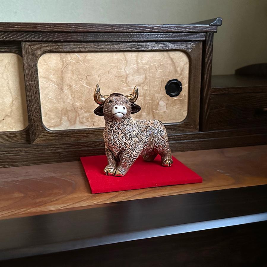 置物 ウシ うし 牛 陶器 送料無料 F226RDB |  | 03