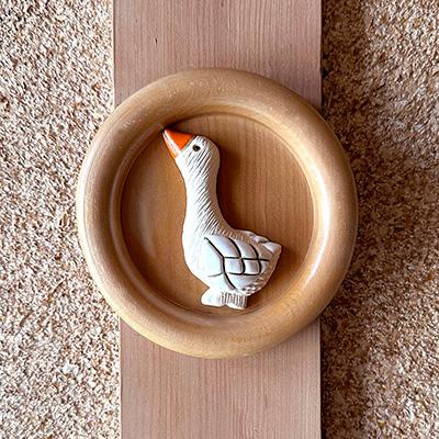 【SALE50％OFF】壁掛け フレーム オブジェ F62 動物 陶器 ガチョウ 鳥 ペット インテリア オブジェ 雑貨 おしゃれ かわいい 贈り物 プレゼント |  | 01