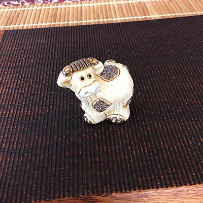 置物 ウシ うし 牛 陶器  MI17 |  | 07