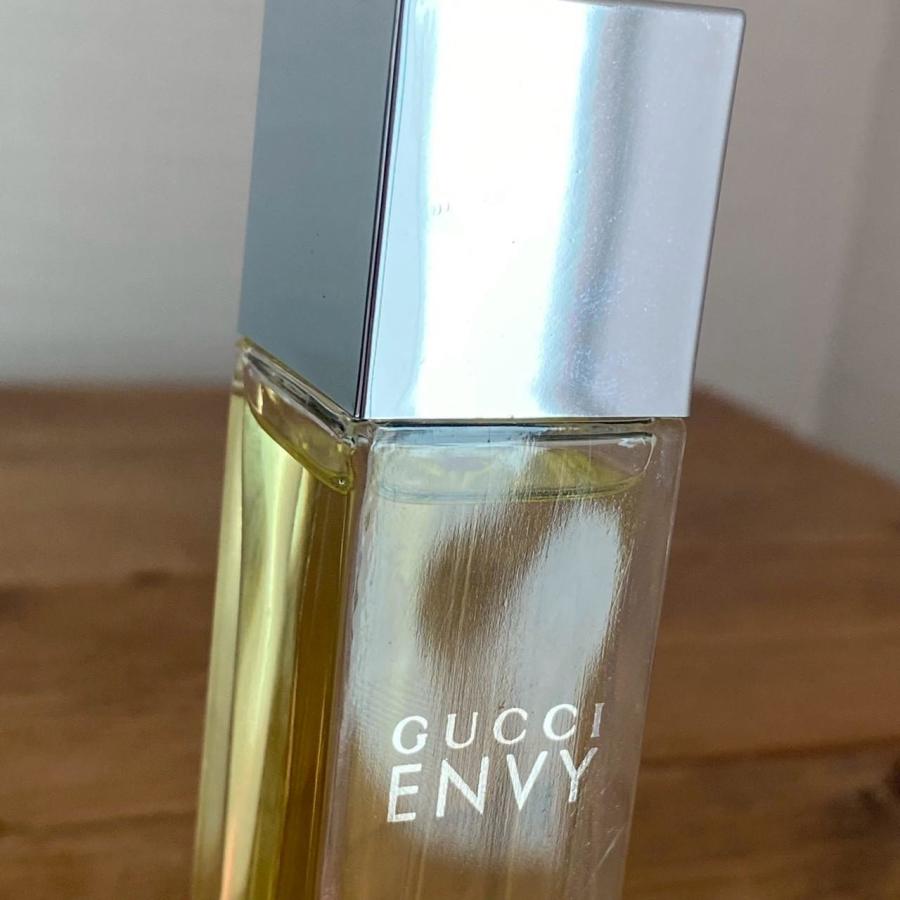 新品✨GUCCI グッチ ENVY オードトワレ 30ml 香水 GUCCI（グッチ） エンヴィ― GUCCI ENVY オードトワレ 30ml りんごの