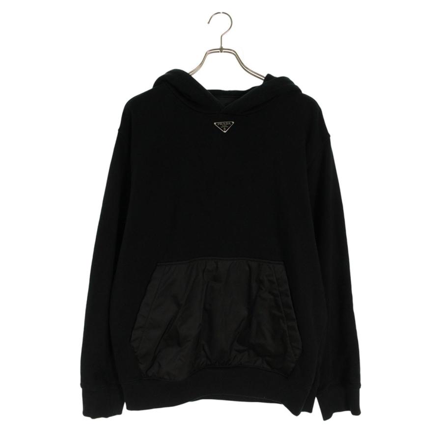 【美品】PRADA プルオーバーパーカー ブラック　UJL45B PRADA（プラダ） パーカー サイズ:XS UJL45B Re-Nylon切替三角プレート