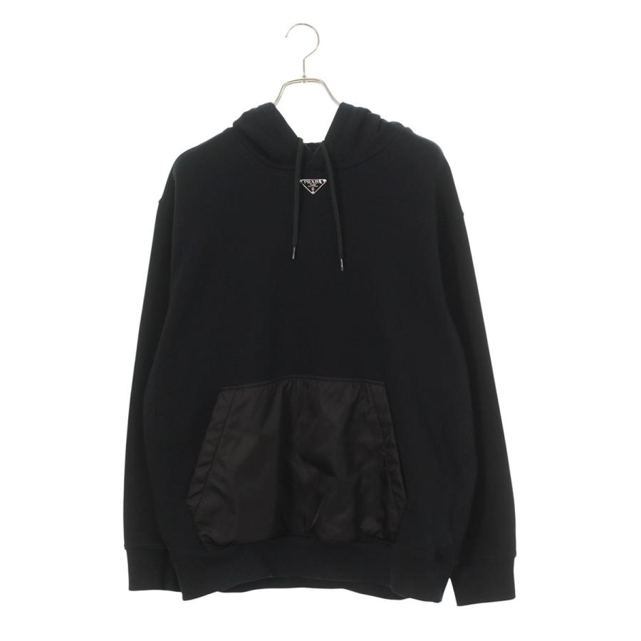 【美品】PRADA プルオーバーパーカー ブラック　UJL45B PRADA（プラダ） サイズ:M UJL45B トライアングルロゴプレートナイロン